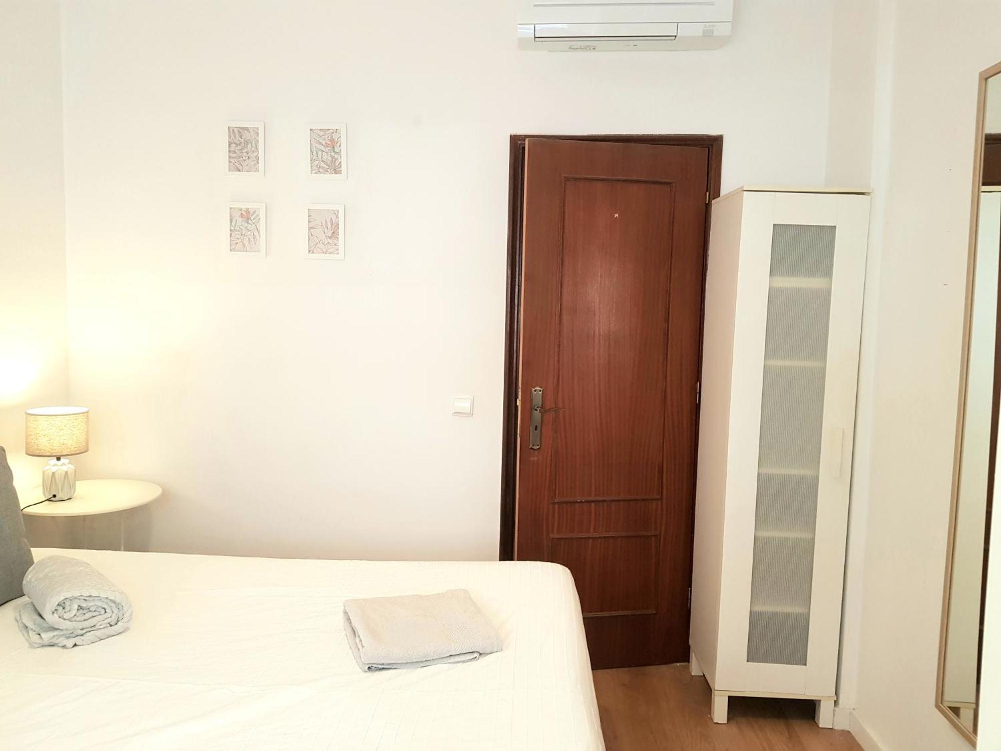 Alm- Spacious. Sunny. Patio. Quiet Area. Fast Wifi ลิสบอน ภายนอก รูปภาพ